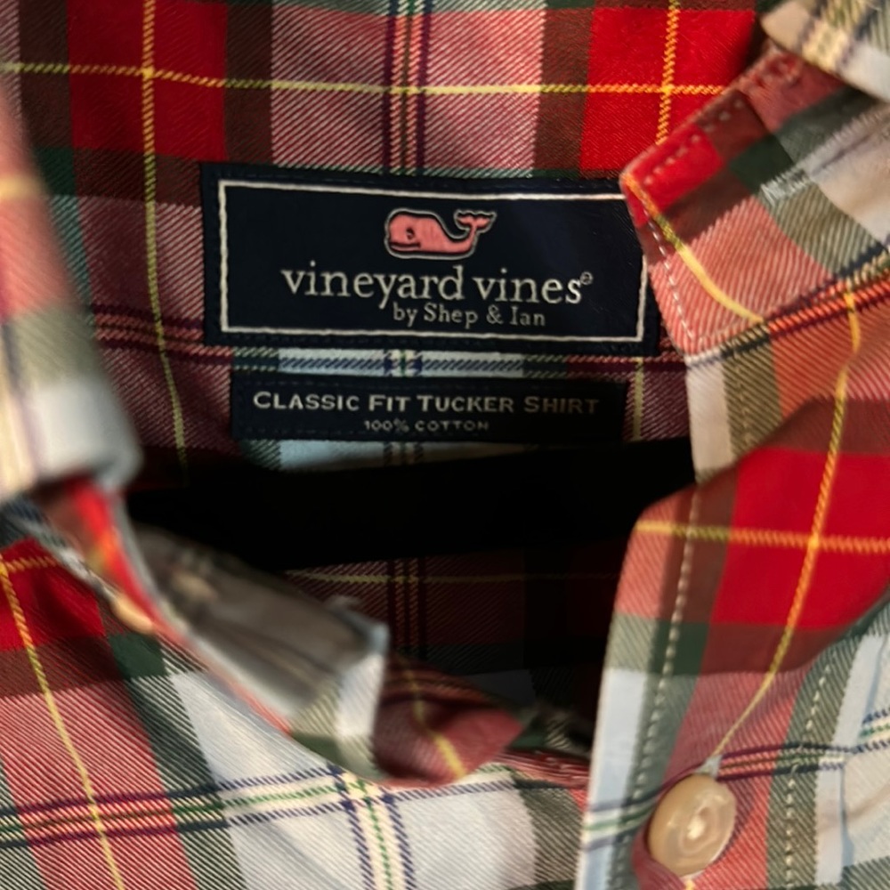 Classic fit tucker shirt